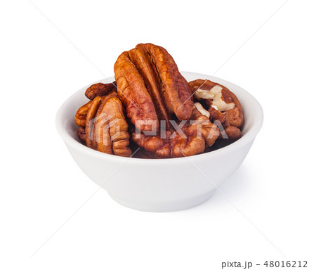 pecans 48016212