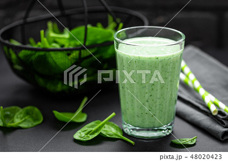 Spinach smoothie. Healthy vegan detox eating 48020423