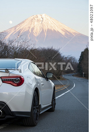 富士山へドライブ 48021097