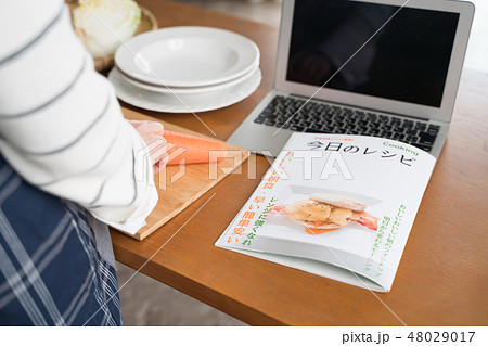 料理本　レシピ本（架空の冊子） 48029017