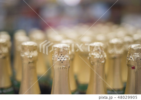 bottles of champagne 48029905