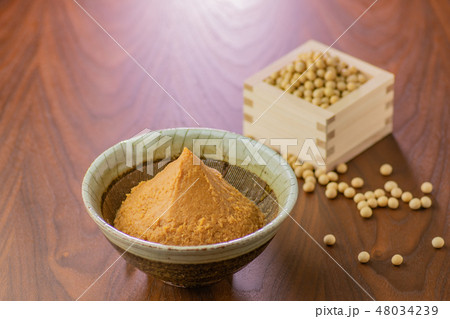 味噌 丸大豆 味噌 丸大豆 48034239