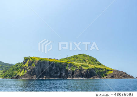 海からの外海府海岸 48036093