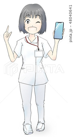 スマホを持った白衣の女性_全身 スマホを持った白衣の女性_全身 48040641