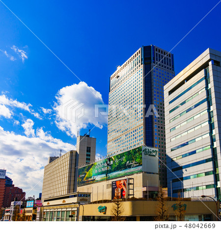 [東京都] 品川駅・高輪口の風景 48042669