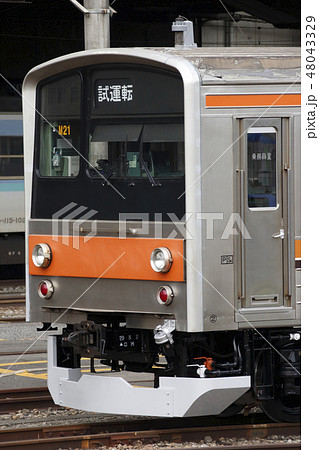 大宮総合車両センターにて検査中の武蔵野線205系 48043329