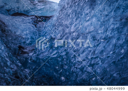 氷の洞窟の氷壁(アイスランド・ヴァトナヨークトル氷河) 氷の洞窟の氷壁(アイスランド・ヴァトナヨークトル氷河) 48044999