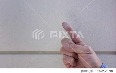 チョーキング現象 外壁の劣化イメージ素材 チョーキング現象 外壁の劣化イメージ素材 48052190