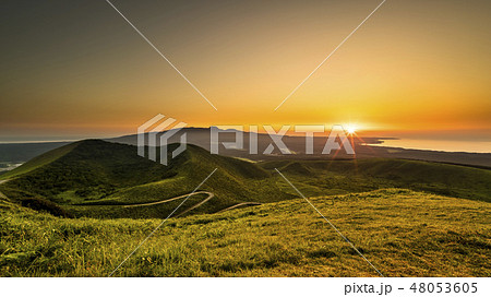 寒風山からの夕日 寒風山からの夕日 48053605