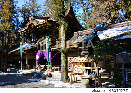 諏訪大社下社春宮:幣拝殿・左右片拝殿 下諏訪郡下諏訪町 諏訪大社下社春宮:幣拝殿・左右片拝殿 下諏訪郡下諏訪町 48056277