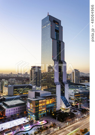 道路 高層ビル テヘラン路 48064966