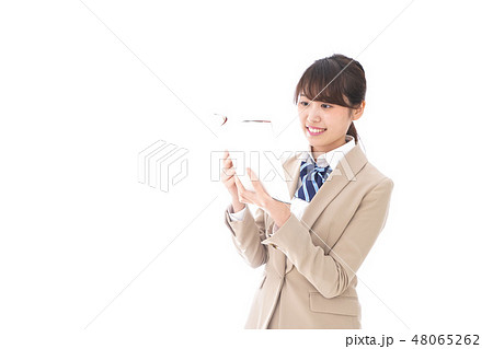 勉強をする学生 勉強をする学生 48065262