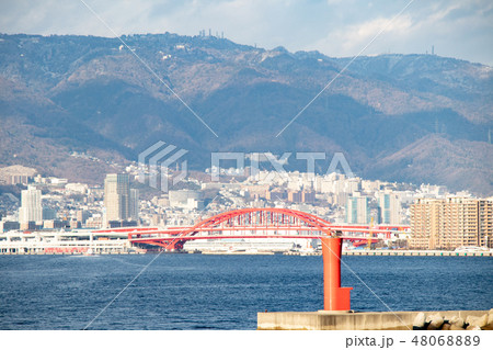 海上から見た神戸大橋 海上から見た神戸大橋 48068889