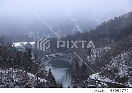 只見線の冬景色 只見線の冬景色 48069775