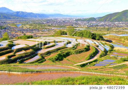 長野県千曲市の姨捨棚田 48072399