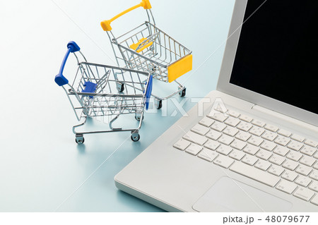 パソコン　買い物カート 48079677