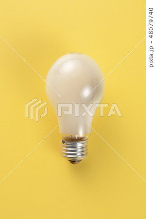 古い電球 古い電球 48079740