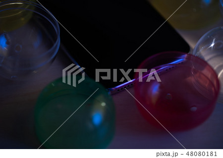 スマートフォンと課金システムのイメージ 48080181