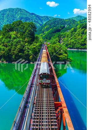 【静岡県】　奥大井湖上駅 48082994