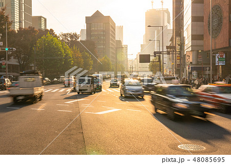 《東京都》246号線青山通り・トラフィック 48085695