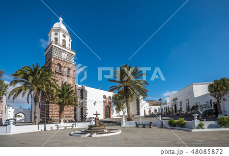Central square of Teguise town, Lanzarote 48085872