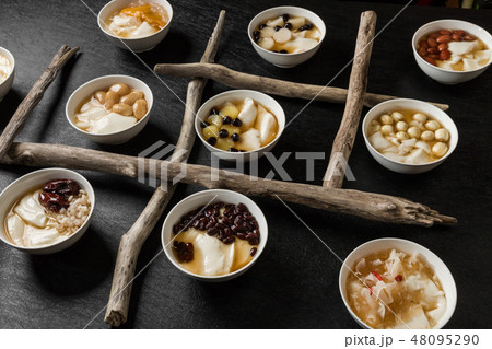 豆花　台湾の豆腐スウィーツ　Toufa (Tofu Pudding) 48095290