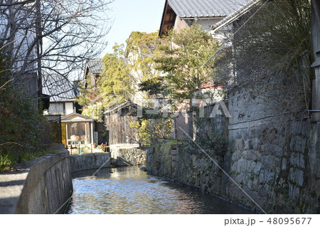 【滋賀県　長浜市】旧街道沿いの町並み 48095677