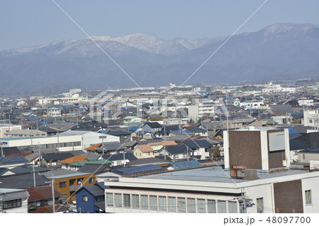 【滋賀県】長浜市街地の街並み 48097700