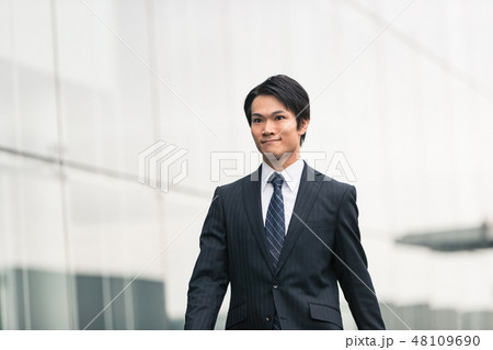 young man 48109690