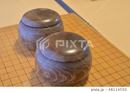 囲碁　碁盤と碁石 48114550