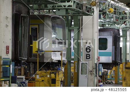 総武線用に転用改造が進む、山手線E231系 48125505