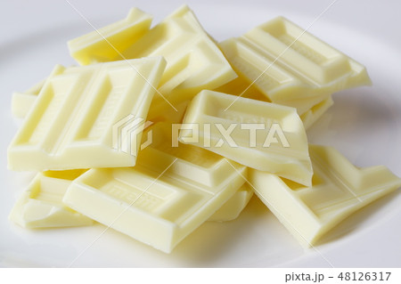 ホワイトチョコ 48126317