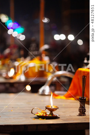 A Hindu priest performs the Ganga Aarti ritual 48127651