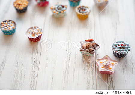 バレンタインチョコ 48137061