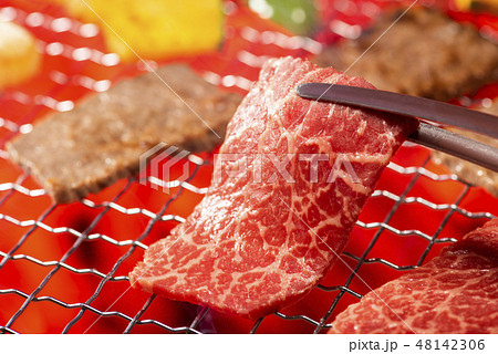 焼き肉 48142306