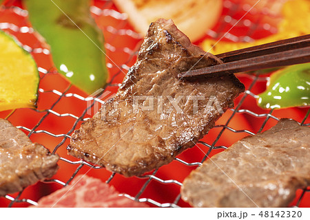 焼き肉 48142320