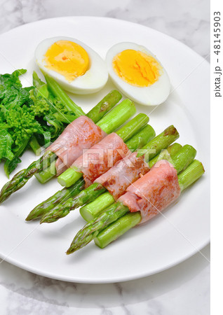 アスパラのベーコン巻き 48145903