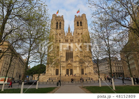ベルギー王国ブリュッセルの聖ミッシェル エ ギュデュル大聖堂 Brussel In Belgium の写真素材
