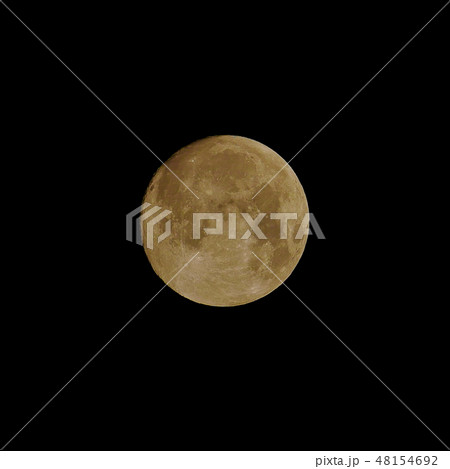 満月 スーパームーン Fullmoon Supermoonの写真素材 [48154692] - PIXTA