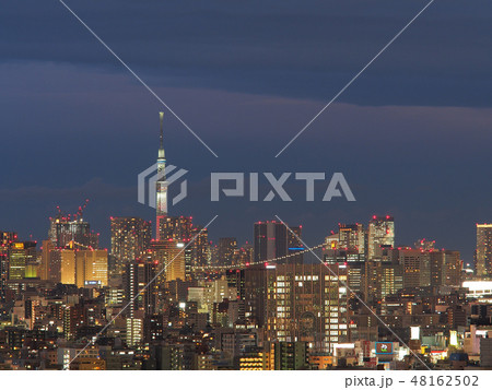 東京都心部夜景 東京スカイツリー レインボーブリッジ / Tokyo at night 東京都心部夜景 東京スカイツリー レインボーブリッジ / Tokyo at night 48162502