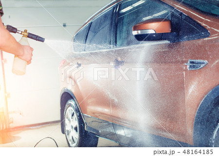 car wash with shallow depth of field 48164185
