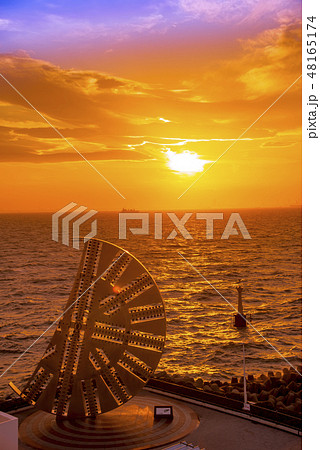 【海ほたる　夕日】 48165174