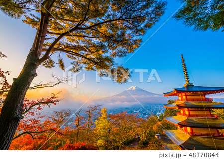 Beautiful landscape of mountain fuji with chureito pagoda around maple leaf tree in autumn season Beautiful landscape of mountain fuji with chureito pagoda around maple leaf tree in autumn season 48170843