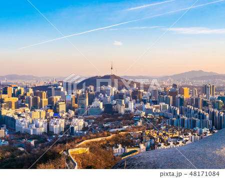 Beautiful Architecture building cityscape in Seoul city Beautiful Architecture building cityscape in Seoul city 48171084
