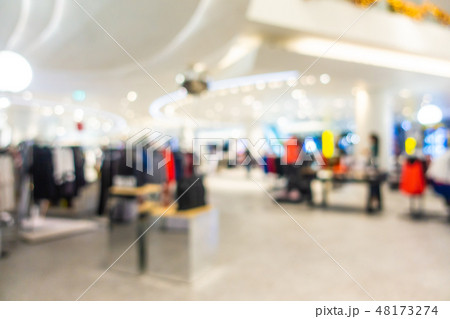 Abstract blur and defocus beautiful luxury shopping mall interior Abstract blur and defocus beautiful luxury shopping mall interior 48173274