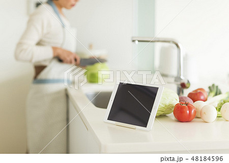 キッチン タブレット 48184596