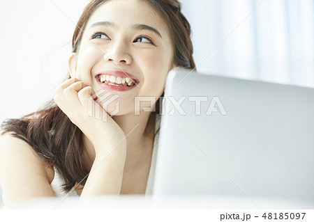 女性 ライフスタイル 女性 ライフスタイル 48185097