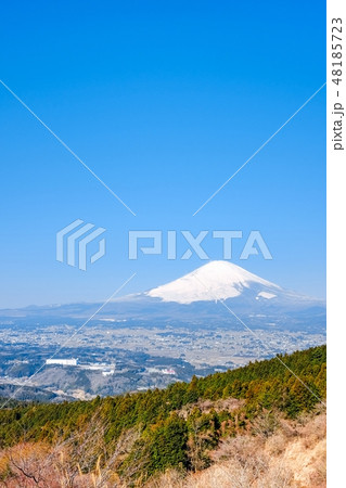 足柄峠から望む富士山 48185723