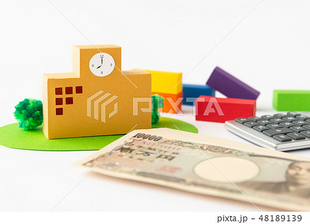 教育費　学校の収入　学資　校舎　助成金 48189139