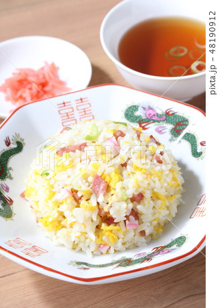 チャーハン 48190912